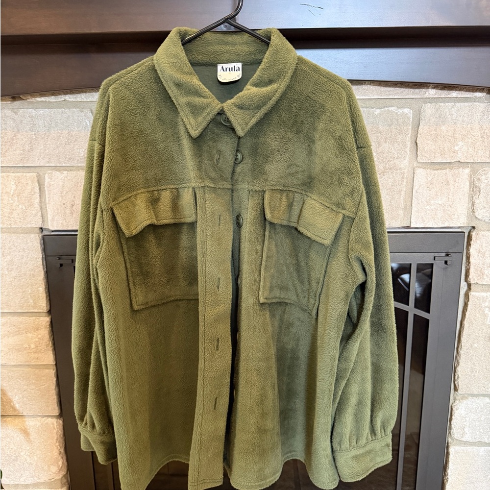 Arula Women's Olive Green Shacket